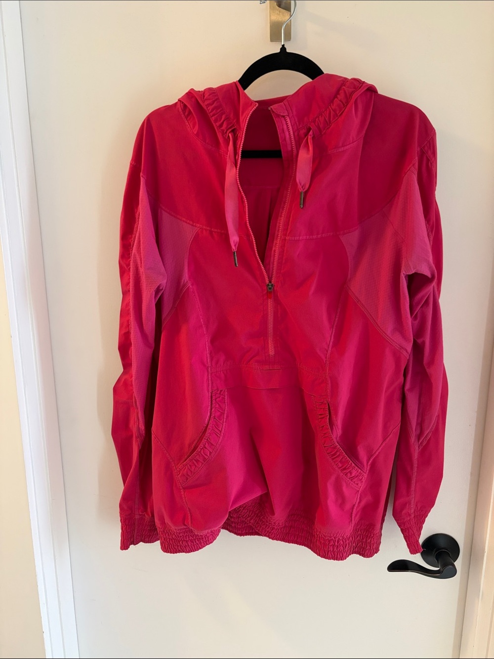 Lululemon Women’s Hooded Pullover Jacket - Hot Pink
